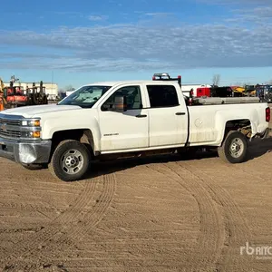 2018 Chevrolet Silverado 2500HD 4x4 Crew Cab Pickup