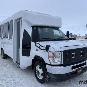 2024 Diamond Coach 20 Passenger Ford E450 S/A Bus (Located in Headingley, MB)
 UNRESERVED