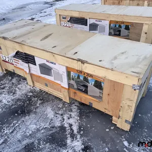 Carport en acier intégral avec murs latéraux fermés
 UNRESERVED