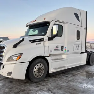 2022 Freightliner Cascadia 126 6x4 T/A Sleeper Truck Tractor