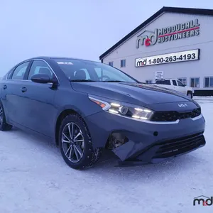 2023 Kia Forte EX Car