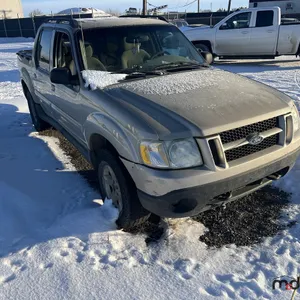 SALVAGE UNIT: 2005 Ford Explorer SUV (Brown) 
 UNRESERVED