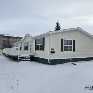 Unit E39 - 2008 Double Wide Manufactured Home, Regina, SK