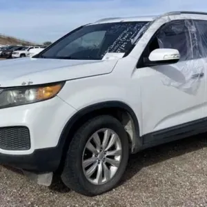 (AZ) 2011 Kia Sorento