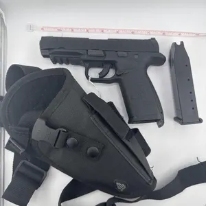 Remington RP45 45 auto+p
One 14 round clip and