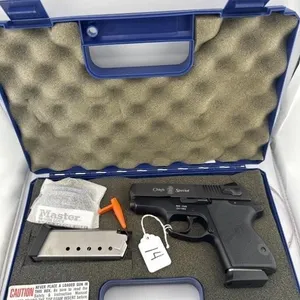 Smith & Wesson Chiefs Special 45
Two 6 round
