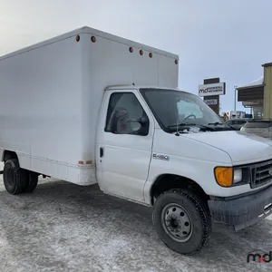 2006 Ford E450 Van (Asset #6795)
 UNRESERVED