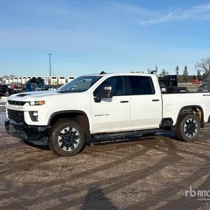 2020 Chevrolet Silverado 2500HD 4x4 Crew Cab Pickup