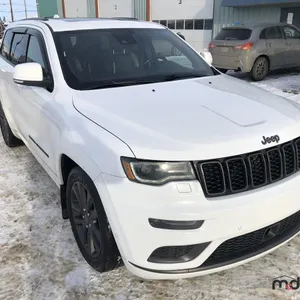 2018 Jeep Cherokee SUV