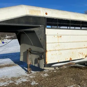 K96. 1999 16' Tandem Axle Gooseneck Stock Trailer,VIN#SK401001844,  OWNER: SCOTT BROTHERS LIVESTOCK LTD, SELLER: FRASER AUCTION ______________________