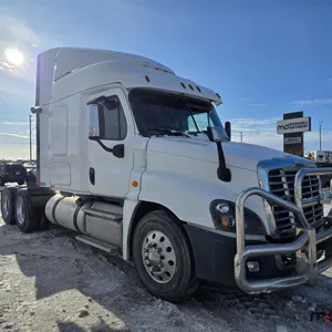2016 Freightliner Cascadia T/A Semi Truck
