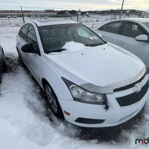 SALVAGE UNIT: 2011 Chevrolet Cruze Car (White)
 UNRESERVED