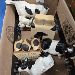 Cow D�cor Lot