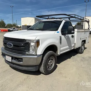 2017 Ford F-350 XL 4x4 Utility Truck