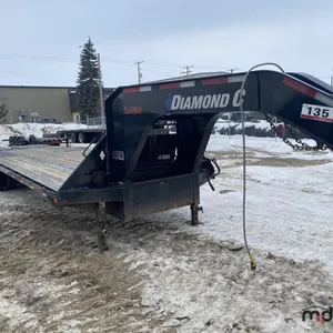 2021 Diamond C 30' T/A Gooseneck Equipment Trailer
 UNRESERVED