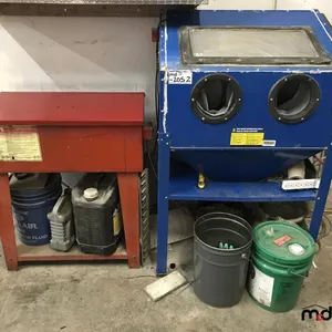Sandblasting Cabin w/ Oil Wash Basin
 UNRESERVED