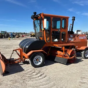2017 Broce Broom CRT 350 Self-Propelled Broom