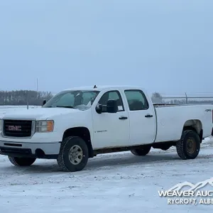 2008 GMC SIERRA 3500HD CREW CAB PICKUP