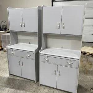 Set of Kitchen Cabinets
 UNRESERVED