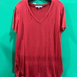 Emma’s Closet Women’s Short Sleeve Red V-Neck T-Shirt – Size M