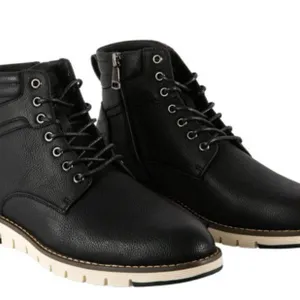 Steve Madden Black High-Top Casual Boots With Rubber Sole, Size 8