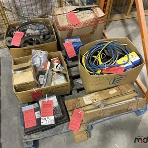 Tune Up Analyzer, Kubota Parts, Filters, Seals & Misc.
 UNRESERVED
