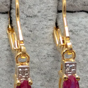 SILVER(1.74G), CREATED RUBY (APP 0.4CT) EARRINGS