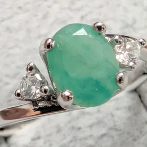 SILVER(2.44G),  EMERALD (1.5CT) RING, SUGGESTED RETAIL VALUE $200