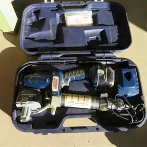 Lincoln 14V Grease Gun w/2 batteries