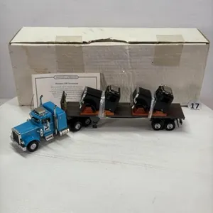 PACLEASE PETERBILT 359 TRANSPORTER