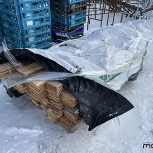 Lift of Plywood Slats (Approx. 133"x43")
 UNRESERVED