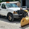 2005 Ford F350 Super Duty XL utility bed pickup truck