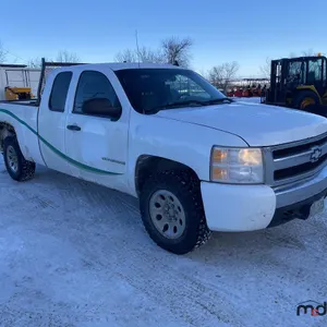 2008 Chevrolet Silverado 1500 LT Extended Cab Truck
 UNRESERVED