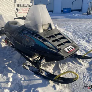 1986 Polaris Indy 400 Snowmobile
 UNRESERVED