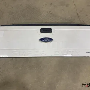 2015 Ford F250 Tailgate
 UNRESERVED