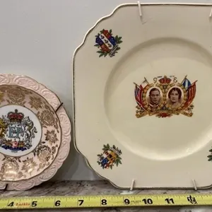 2 Royalty Dishes.