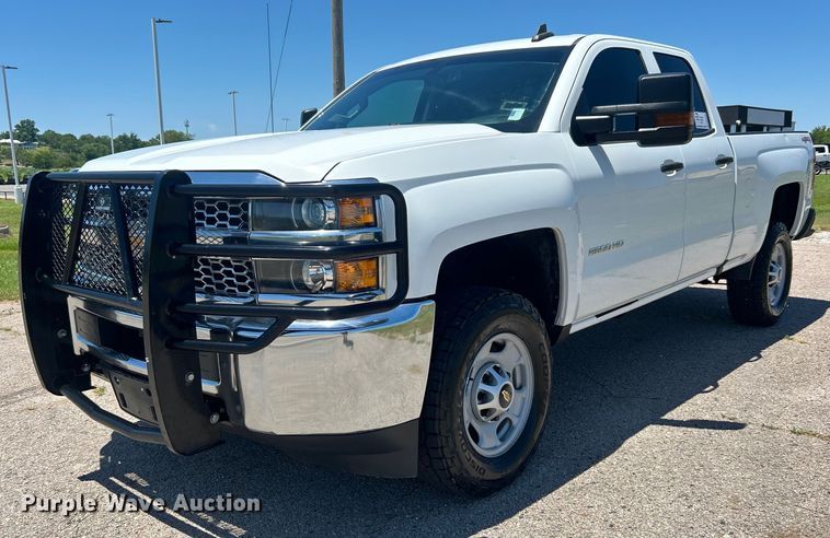 2019 Chevrolet  2500 HD Double Cab pickup truck