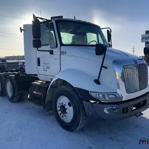 2006 International 8600 Semi Truck