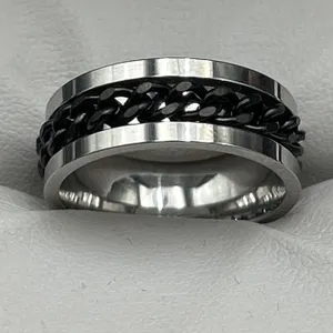 Stainless Steel Spinner Ring With Black Chain Inlay SIZE 10