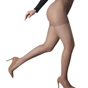Package of 6 – Silks Run-Resistant Control Top Pantyhose, Beige, Size C