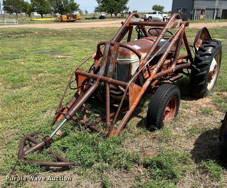 1948 Ford 8N tractor