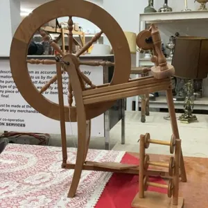 ASHFORD SPINNING WHEEL