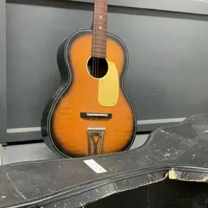 GAMBLES GUITAR