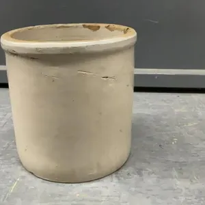 VINTAGE CROCK