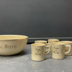 “TOM & JERRY” BOWL W/ (5) MUGS - “HOMER LAUGHLIR”