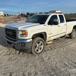 2016 GMC Sierra 2500HD 4x4 Extended Cab Pickup