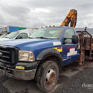 2007 Ford F-550 Boom Truck (Inoperable)