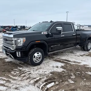 2022 GMC Sierra 3500HD Denali 4x4 Crew Cab Pickup