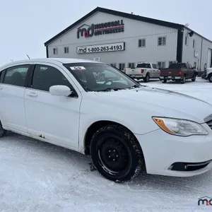 2014 Chrysler 200 Touring Car