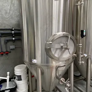 10 HL FERMENTATION TANK, JACKETED, PRESSURE GAUGE, TEMPERATURE CONTROL, 6" DRY HOP PORT,